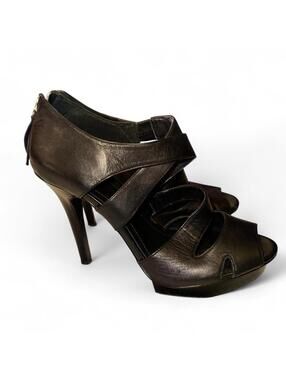 BCBGeneration Black Strappy Platform Heels Size 8B Y2K Clubwear